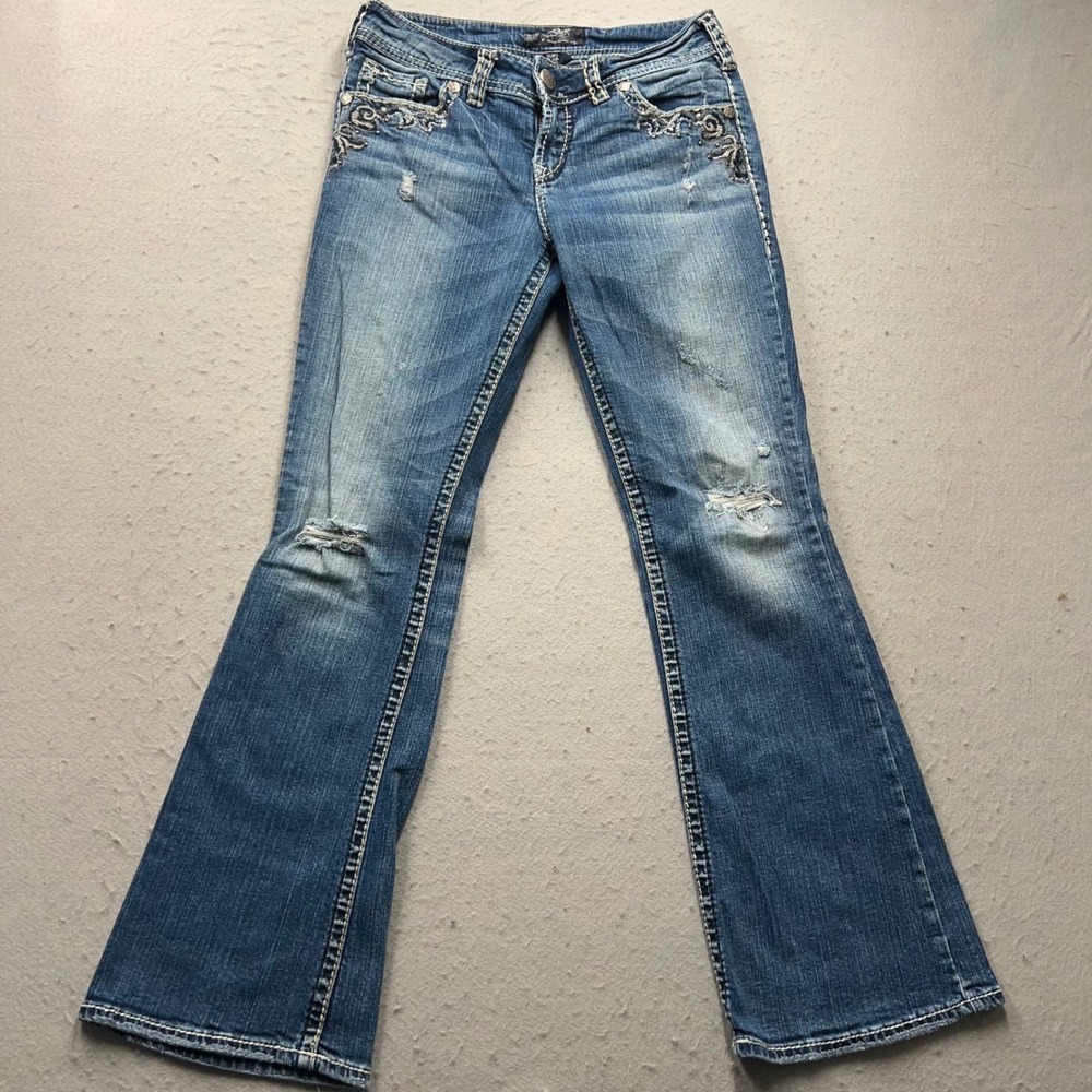 Silver Jeans Co Suki Flap W28‎ L30 Blue Distressed Embroidered Bootcut Jeans